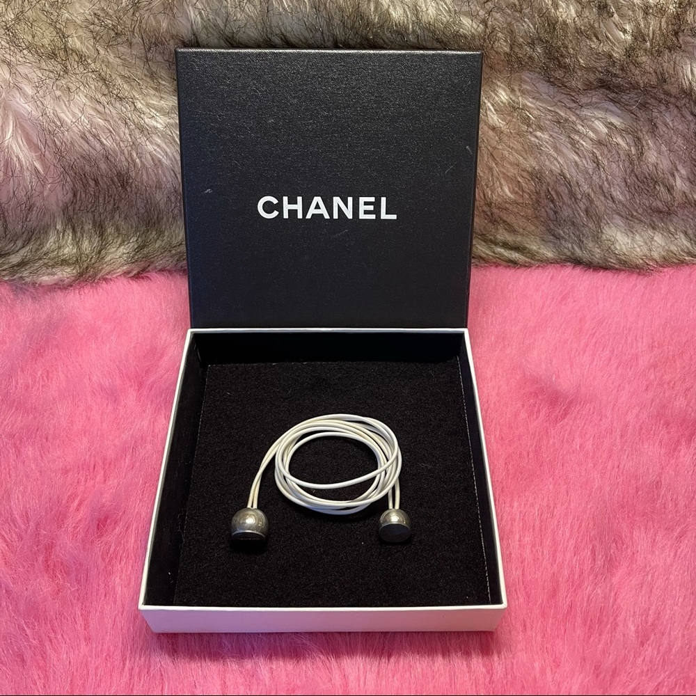 Chanel ❤️ with box